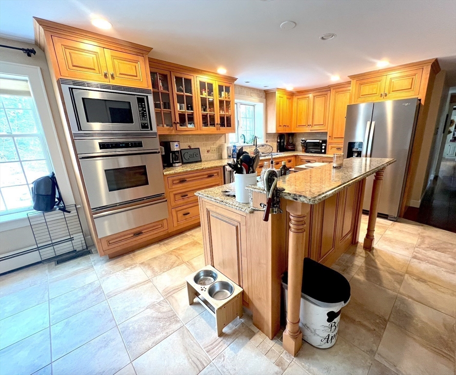 5 bed, 2 bath apartment for rent at 170 Saddle Hill Rd Unit SF, Hopkinton — photo 10 of 20