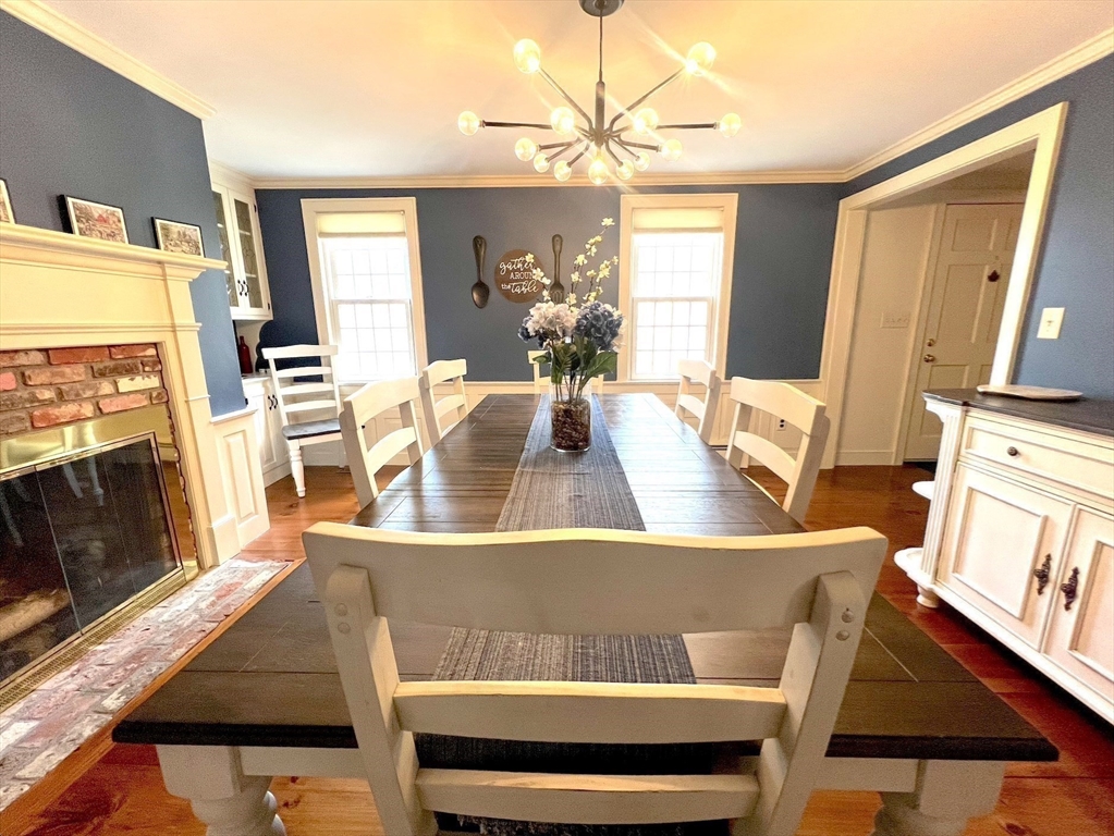 5 bed, 2 bath apartment for rent at 170 Saddle Hill Rd Unit SF, Hopkinton — photo 8 of 20