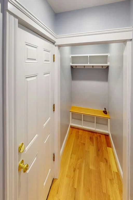 3 bed, 2 bath apartment for rent at 170 Savin Hill Ave Unit 2, Dorchester — photo 27 of 36