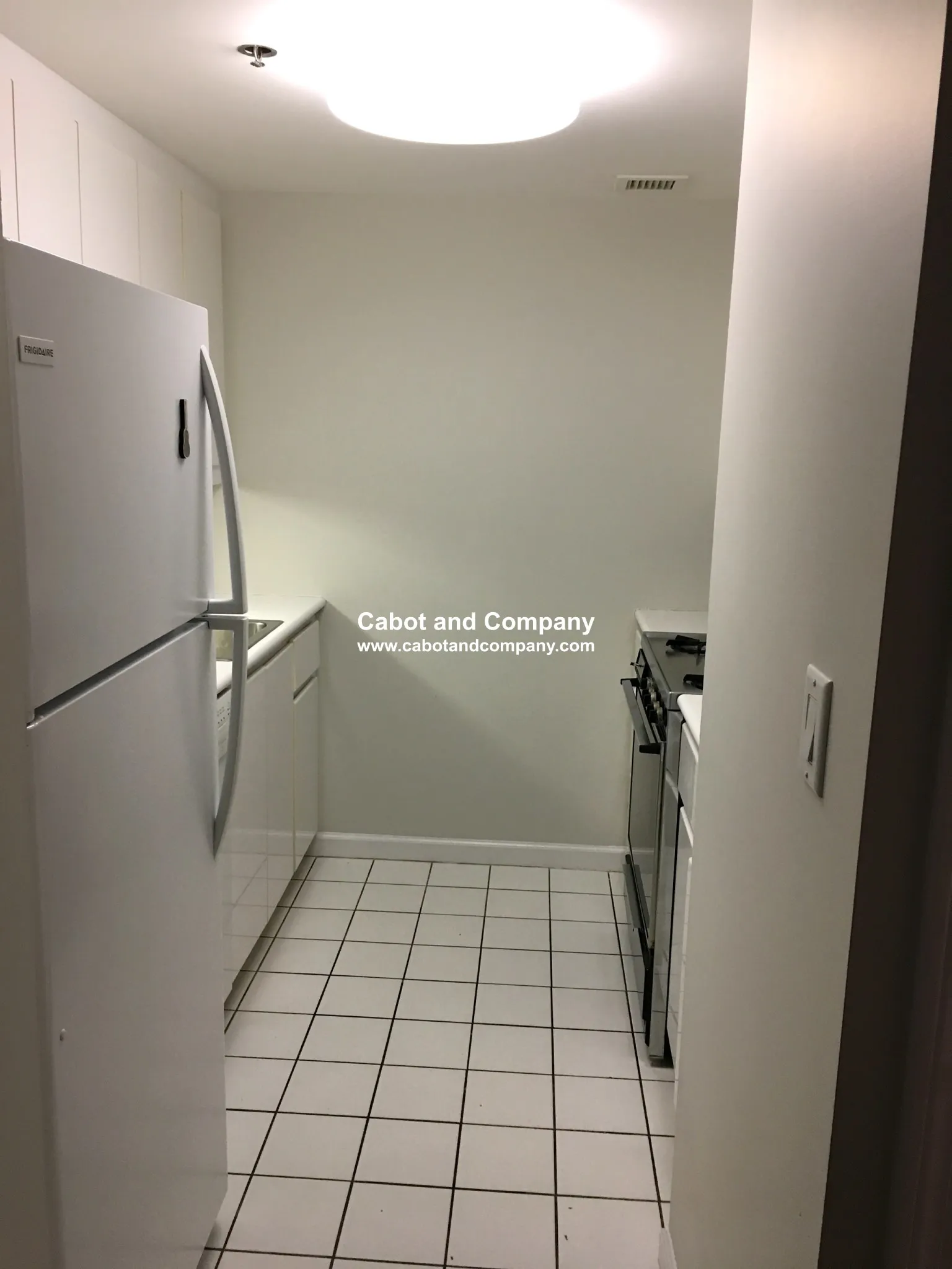 2 bed, 1.5 bath apartment for rent at 170 Tremont St Unit 402A, Midtown — photo 4 of 12