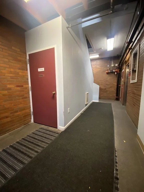 3 bed, 1 bath apartment for rent at 170 Union St Unit 202, East Lynn — photo 22 of 26