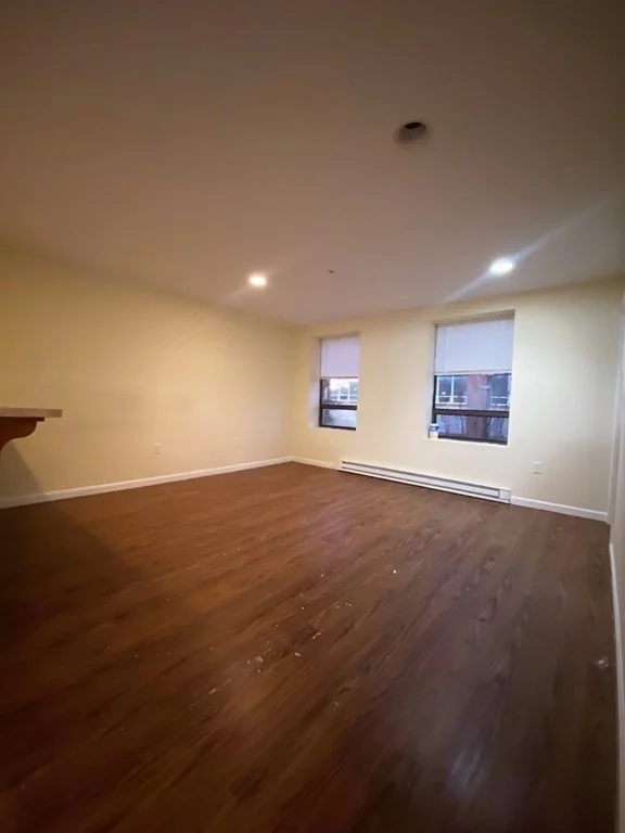 3 bed, 1 bath apartment for rent at 170 Union St Unit 202, East Lynn — photo 8 of 26