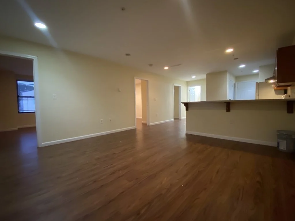 3 bed, 1 bath apartment for rent at 170 Union St Unit 202, East Lynn — photo 2 of 26