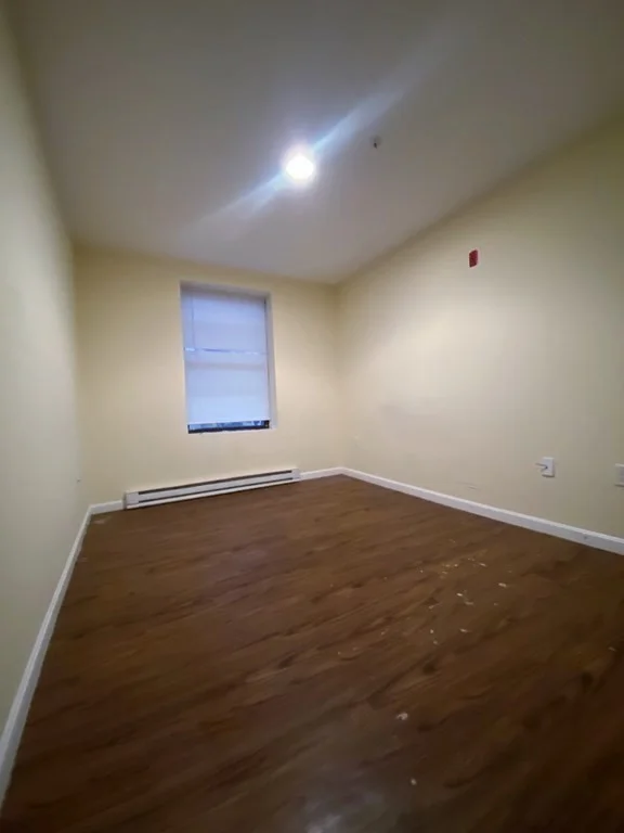 3 bed, 1 bath apartment for rent at 170 Union St Unit 202, East Lynn — photo 13 of 26