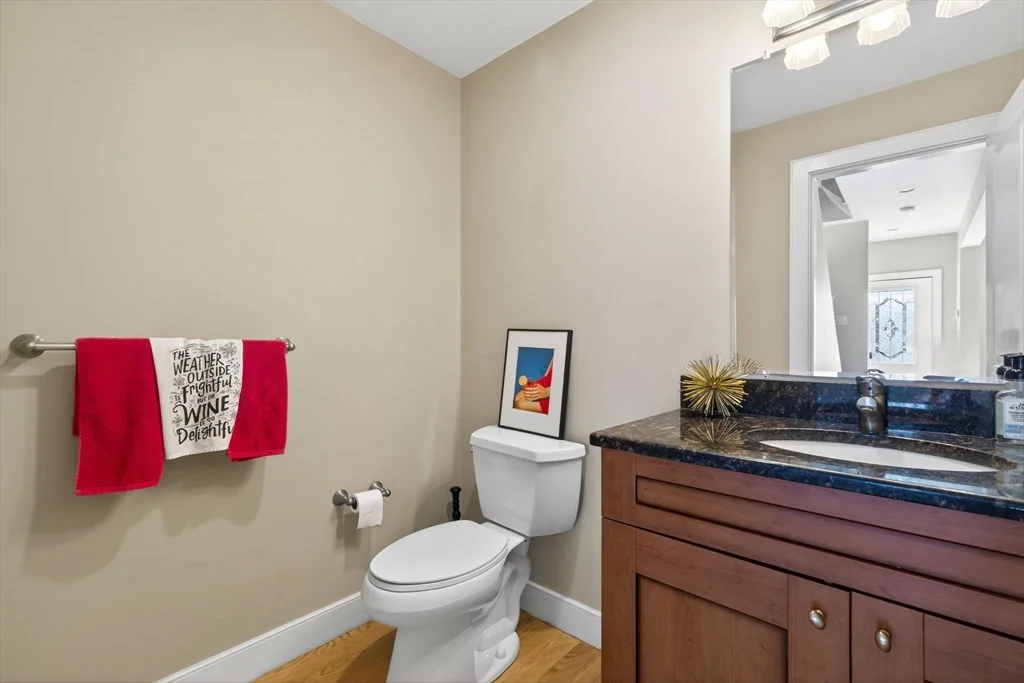 3 bed, 2 bath apartment for rent at 170 W 3rd St Unit 1, South Boston — photo 6 of 28