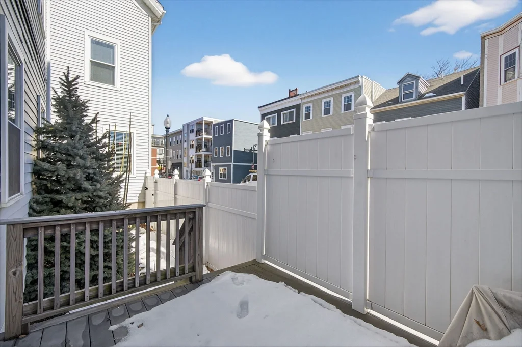 3 bed, 2 bath apartment for rent at 170 W 3rd St Unit 1, South Boston — photo 18 of 28