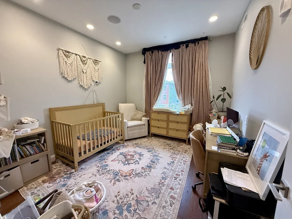 2 bed, 2 bath apartment for rent at 170 W Broadway St Unit 201, South Boston — photo 7 of 8