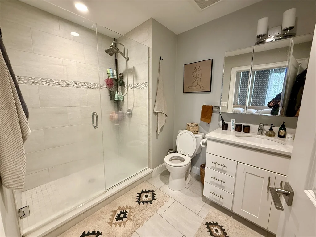 2 bed, 2 bath apartment for rent at 170 W Broadway St Unit 201, South Boston — photo 6 of 8