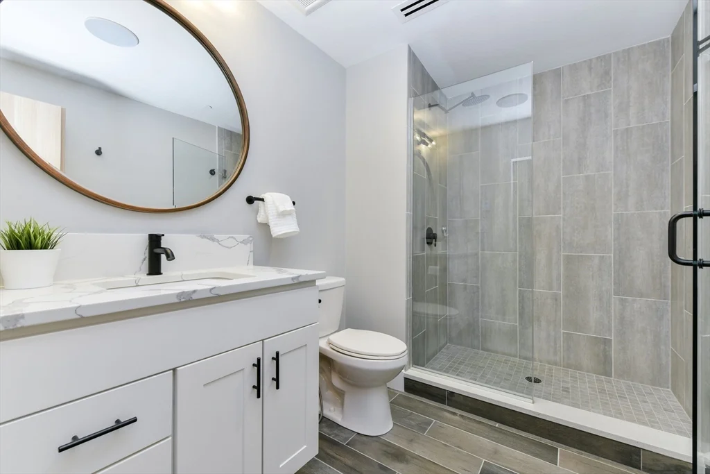 2 bed, 2 bath apartment for rent at 170 W Broadway Unit 204, South Boston — photo 9 of 12