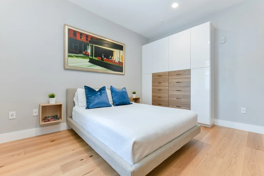 2 bed, 2 bath apartment for rent at 170 W Broadway Unit 204, South Boston — photo 8 of 12