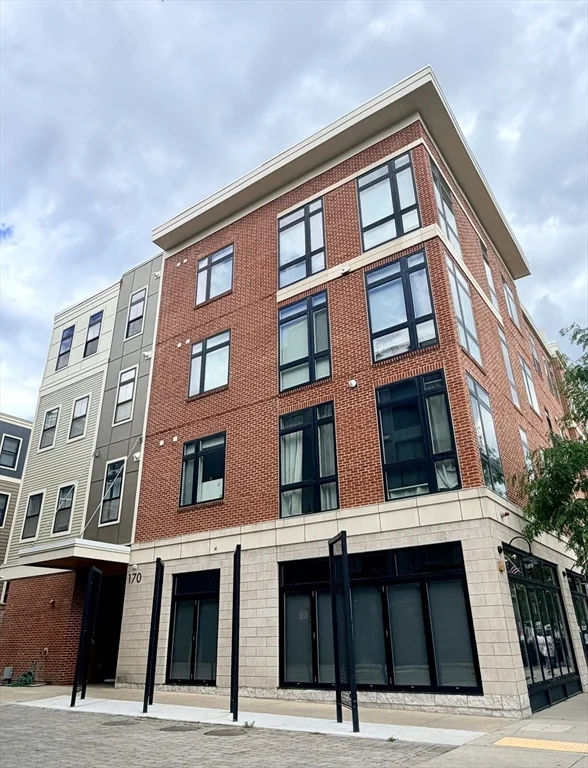 2 bed, 2 bath apartment for rent at 170 W Broadway Unit 405, South Boston — photo 1 of 6