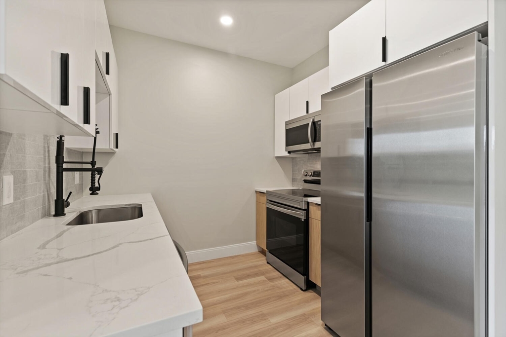 1 bed, 1 bath apartment for rent at 1700 Dorchester Ave Unit 304, Dorchester — photo 3 of 9