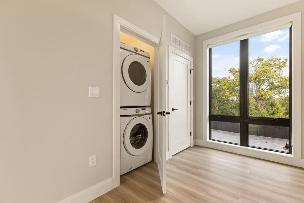 1 bed, 1 bath apartment for rent at 1700 Dorchester Ave Unit 405, Dorchester — photo 3 of 8