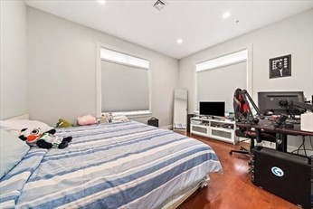 4 bed, 4+ bath apartment for rent at 1701 Masschusetts, Baldwin — photo 12 of 18