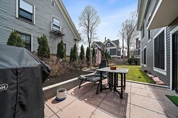 4 bed, 4+ bath apartment for rent at 1701 Masschusetts, Baldwin — photo 16 of 18