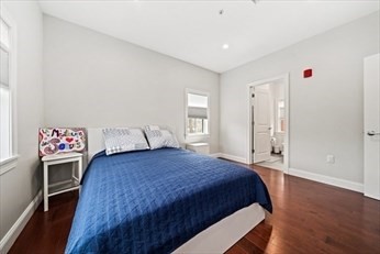 4 bed, 4+ bath apartment for rent at 1701 Masschusetts, Baldwin — photo 10 of 18