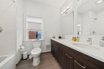 4 bed, 4+ bath apartment for rent at 1701 Masschusetts, Baldwin — photo 13 of 18