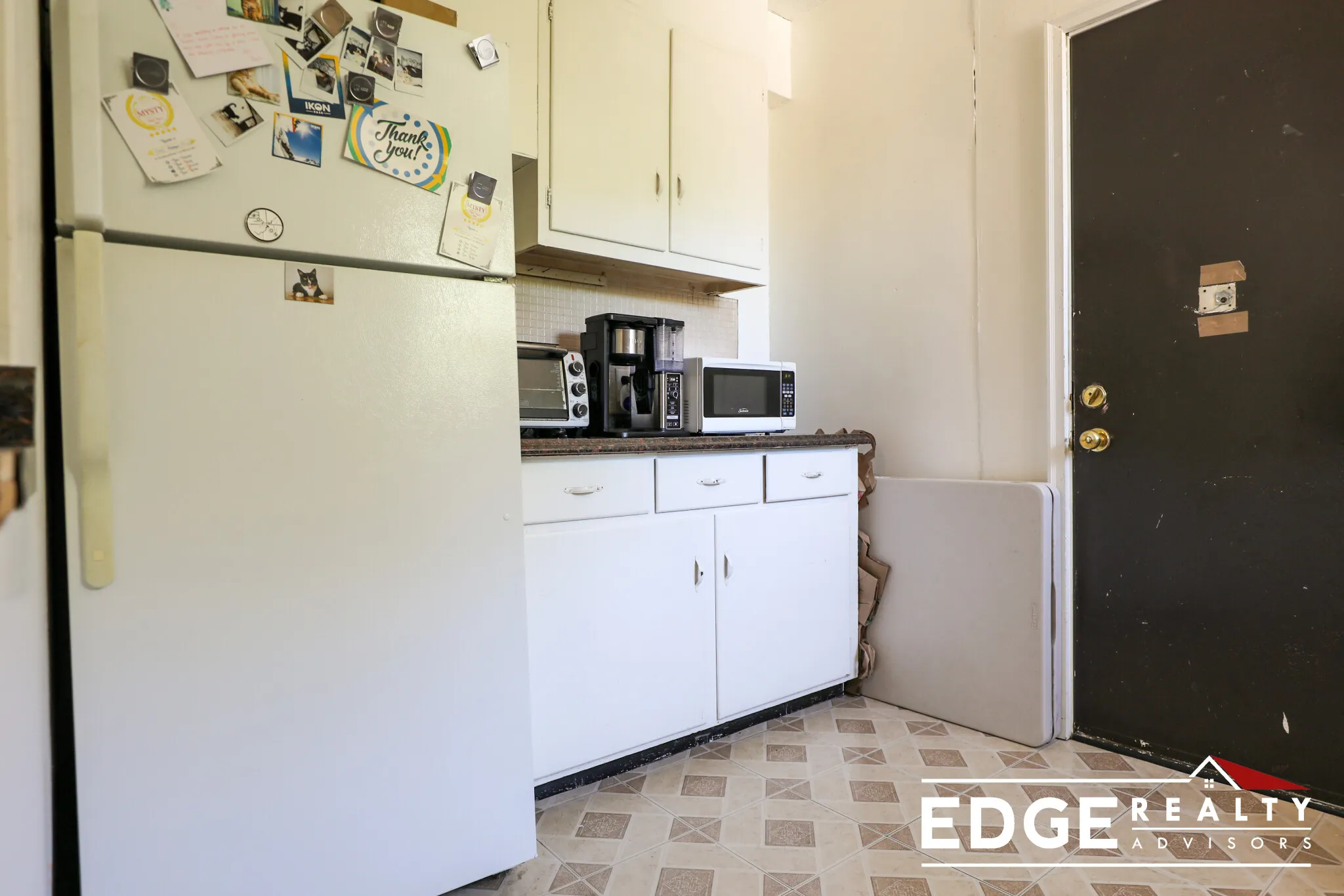 4 bed, 1.5 bath apartment for rent at 1705 Commonwealth Ave Unit 7, Brighton — photo 3 of 11