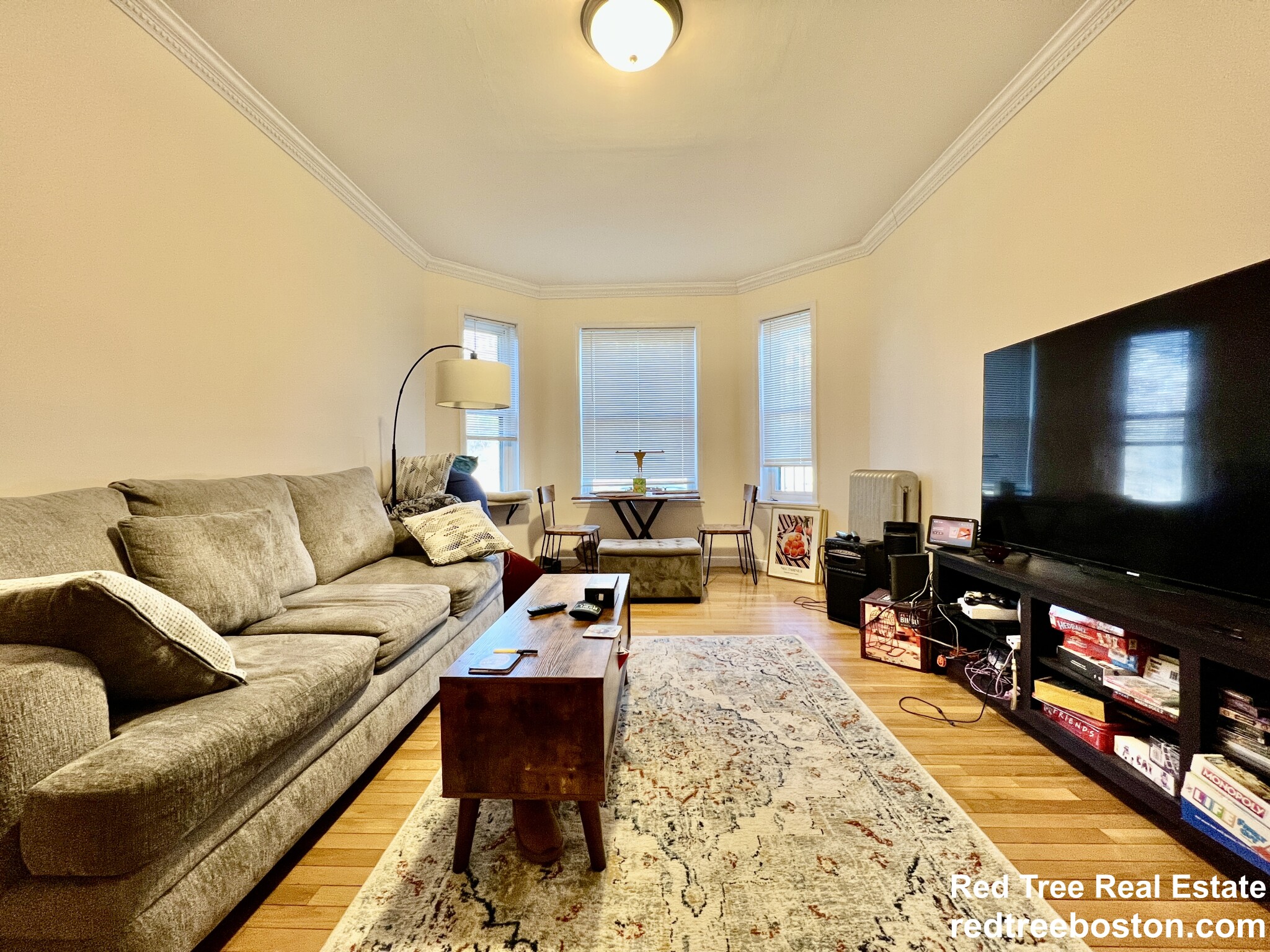 3 bed, 1.5 bath apartment for rent at 1706 Commonwealth Ave Unit 14, Brighton