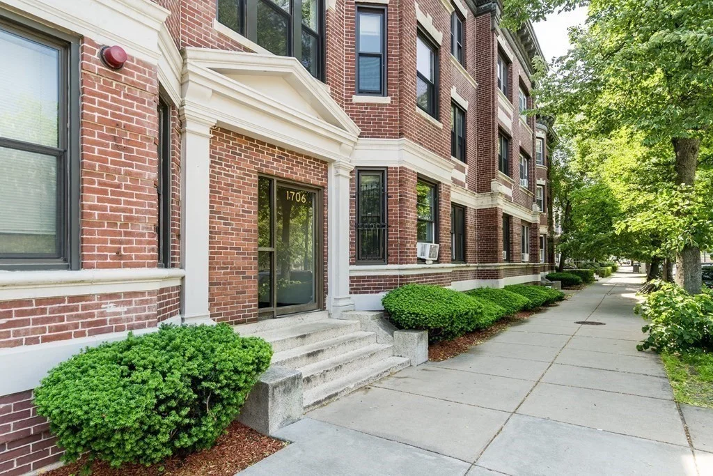 2 bed, 1 bath apartment for rent at 1706 Commonwealth Ave Unit 21, Brighton — photo 12 of 14