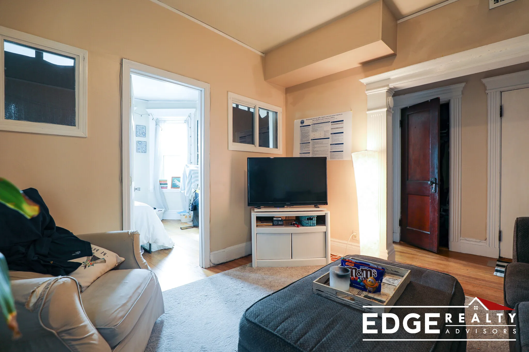 4 bed, 1.5 bath apartment for rent at 1709 Commonwealth Ave Unit 2, Brighton — photo 3 of 12