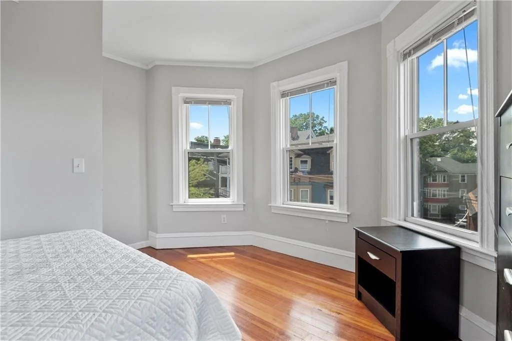 4 bed, 2 bath apartment for rent at 171-173 Prospect St Unit 1, Providence — photo 7 of 17