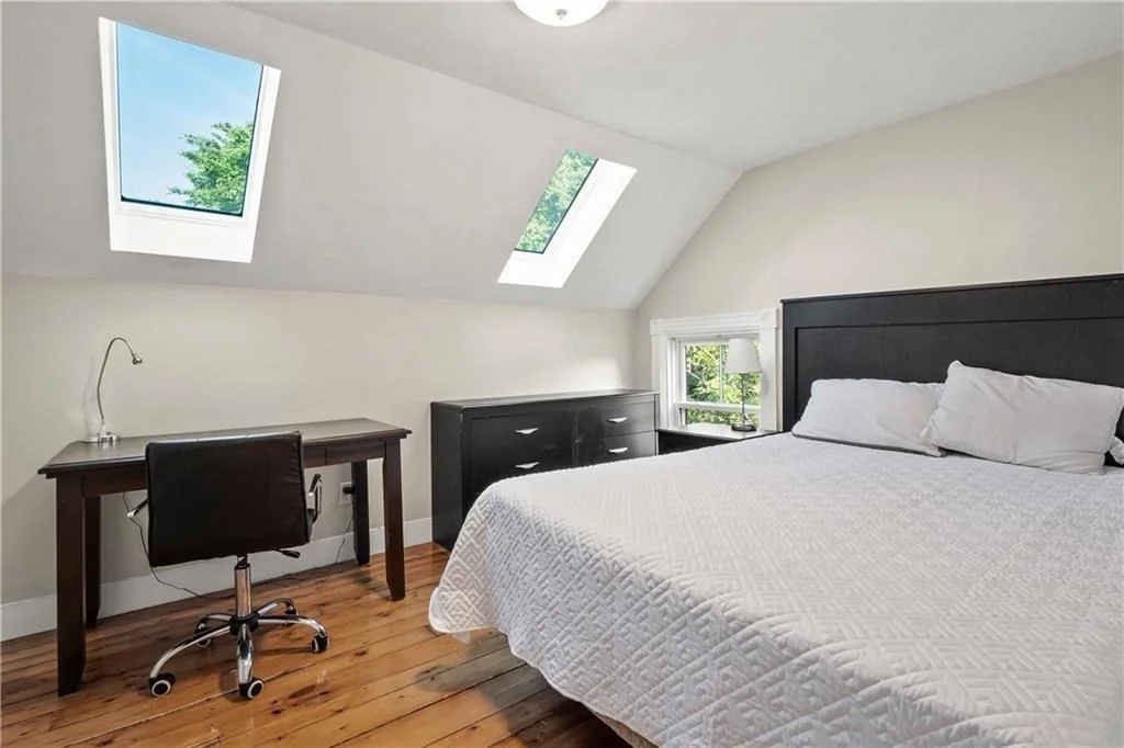 7 bed, 3 bath apartment for rent at 171-173 Prospect St Unit 3, Providence — photo 15 of 20
