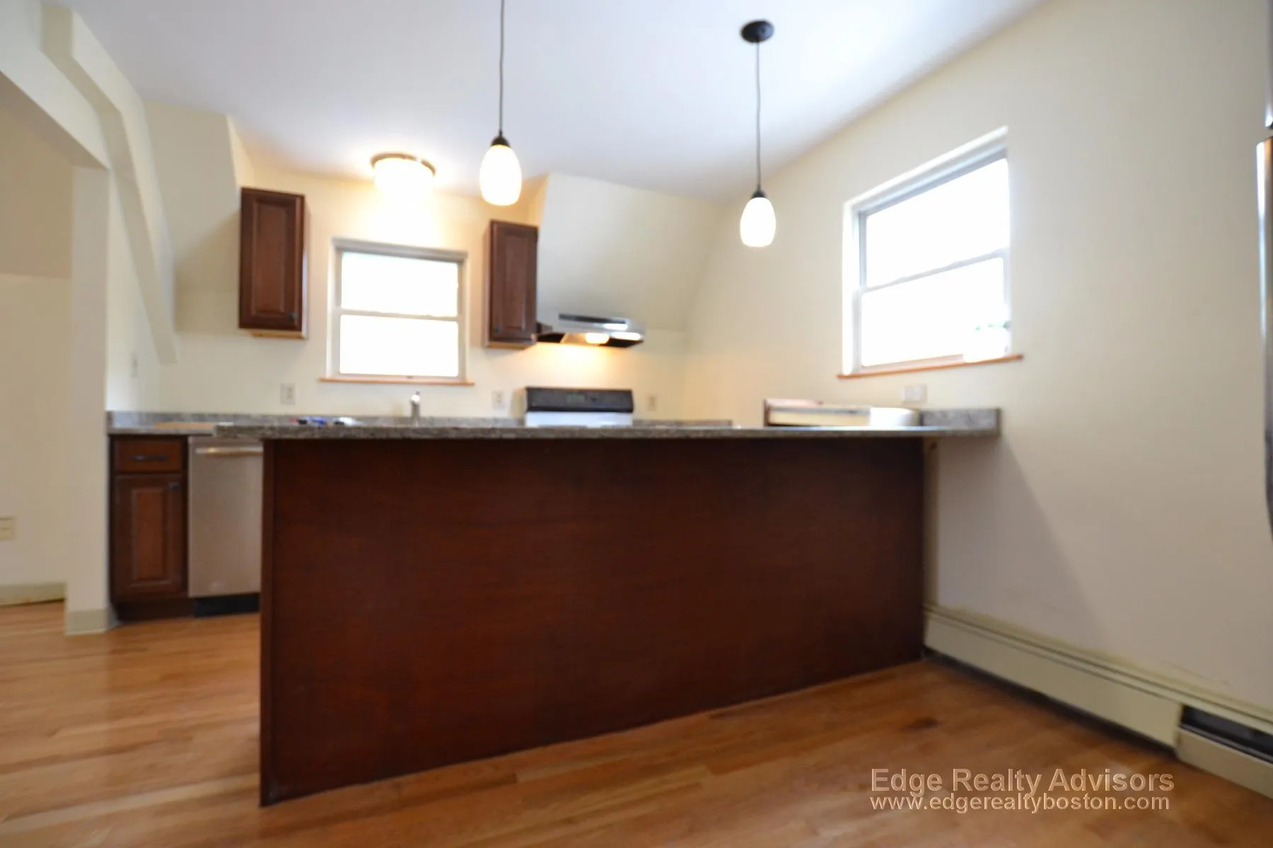 3 bed, 2 bath apartment for rent at 171 Cambridge St Unit 2, Allston — photo 3 of 15