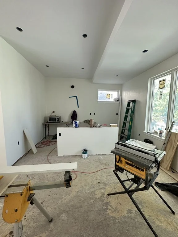 3 bed, 3 bath apartment for rent at 171 Everett St Unit 1, Boston — photo 5 of 6