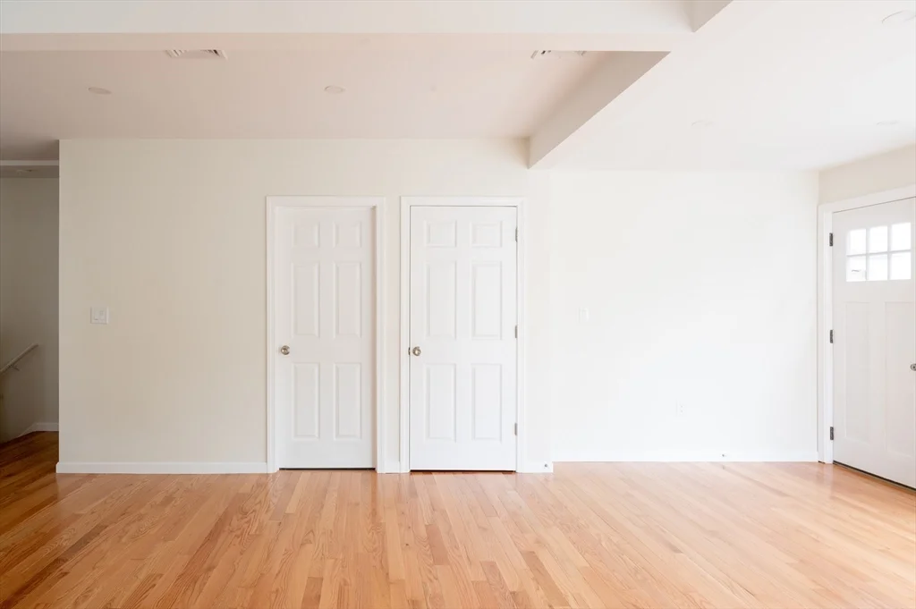 3 bed, 3 bath apartment for rent at 171 Everett St Unit 2, Allston — photo 22 of 30