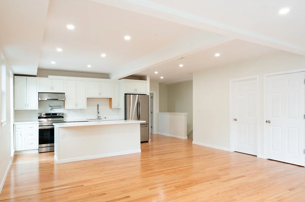 3 bed, 3 bath apartment for rent at 171 Everett St Unit 2, Allston — photo 11 of 30