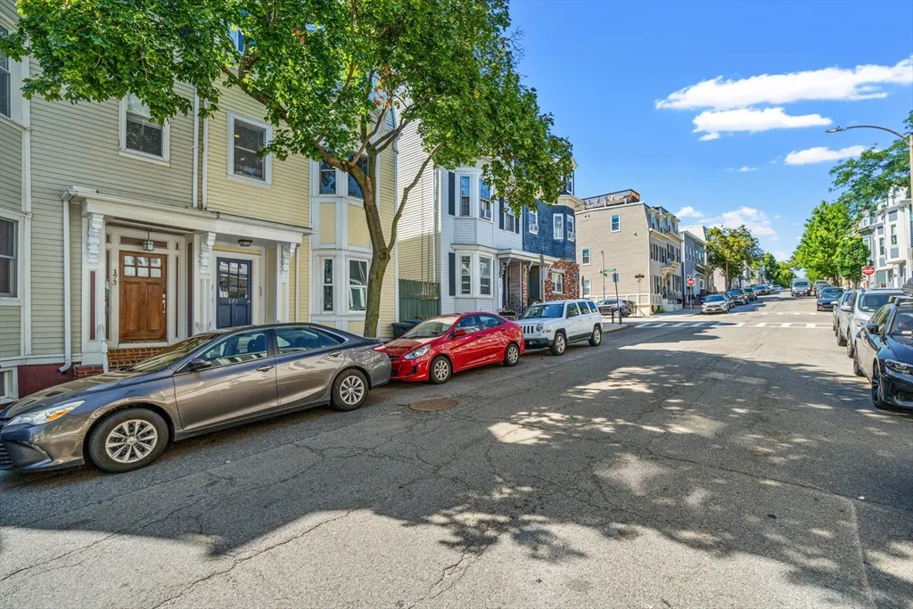 2 bed, 2 bath apartment for rent at 171 H St Unit 2, South Boston — photo 17 of 17