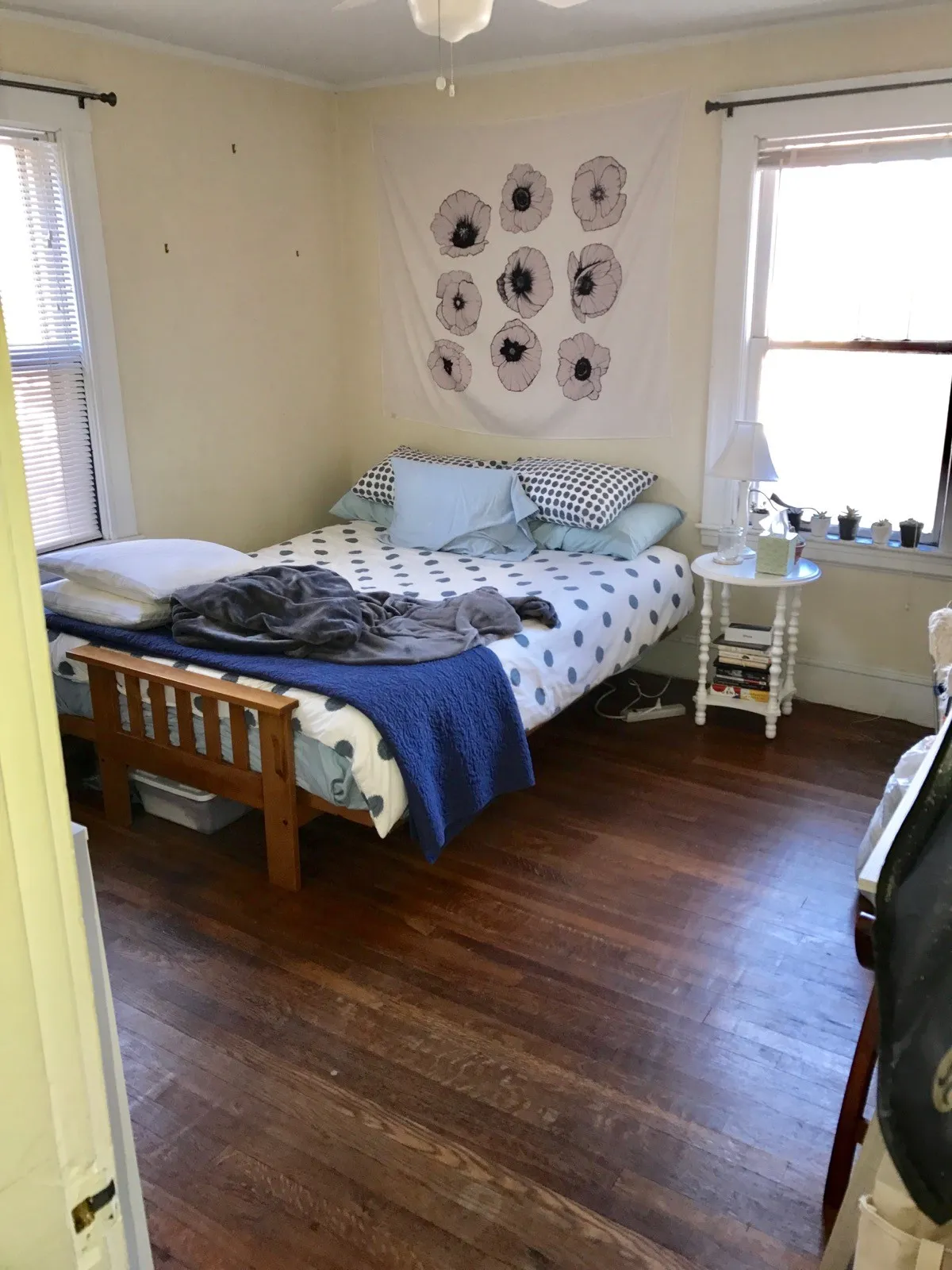 3 bed, 1 bath apartment for rent at 171 Hillside St Unit 1, Mission Hill — photo 9 of 12