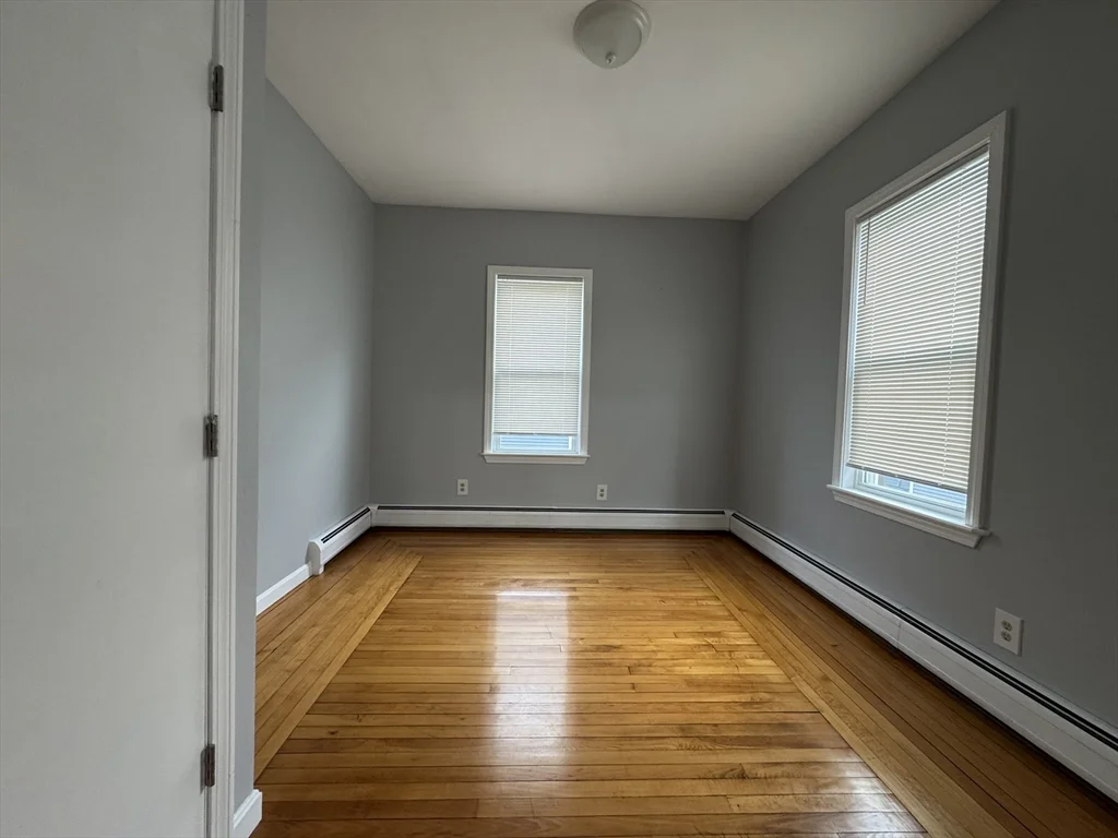 3 bed, 1 bath apartment for rent at 171 Hunter St Unit 2, Fall River — photo 5 of 11