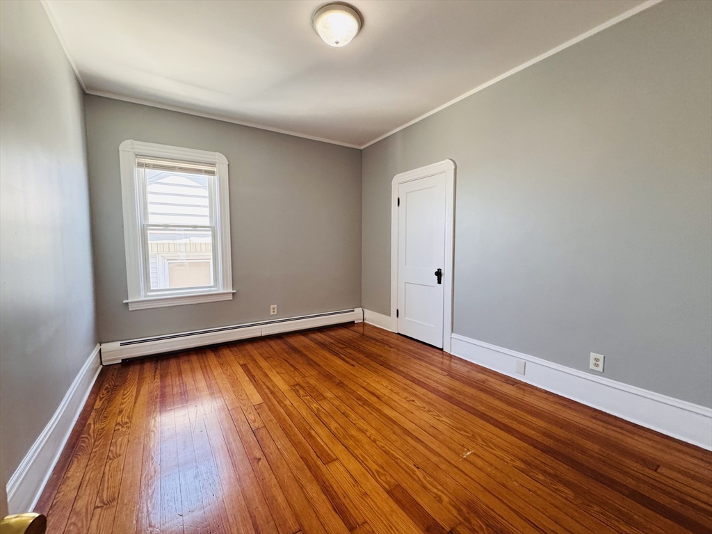 3 bed, 1 bath apartment for rent at 171 Hunter St Unit 3, Fall River — photo 17 of 24