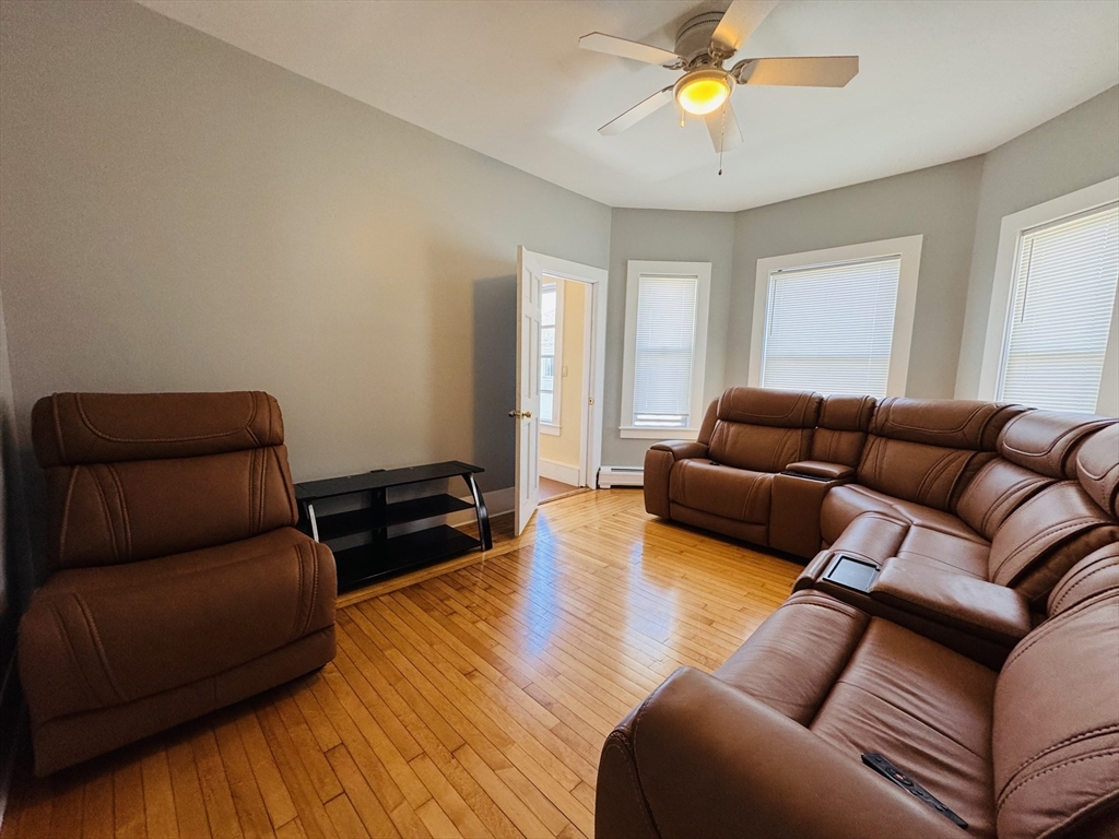 3 bed, 1 bath apartment for rent at 171 Hunter St Unit 3, Fall River — photo 11 of 24