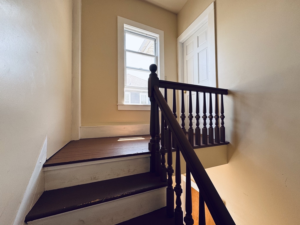 3 bed, 1 bath apartment for rent at 171 Hunter St Unit 3, Fall River — photo 21 of 24