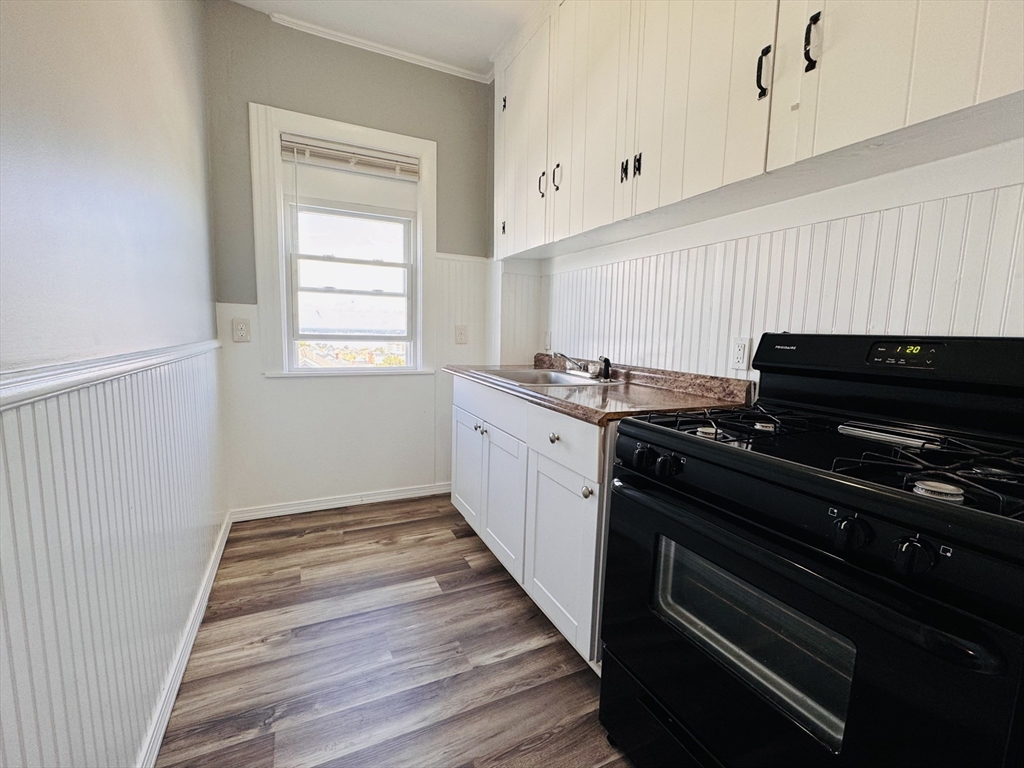 3 bed, 1 bath apartment for rent at 171 Hunter St Unit 3, Fall River — photo 7 of 24