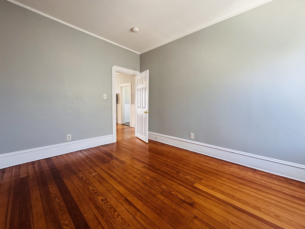 3 bed, 1 bath apartment for rent at 171 Hunter St Unit 3, Fall River — photo 18 of 24