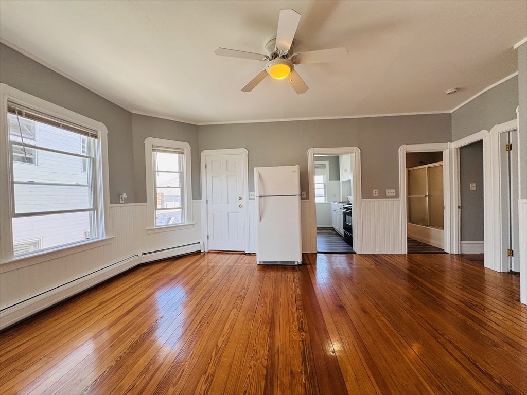 3 bed, 1 bath apartment for rent at 171 Hunter St Unit 3, Fall River — photo 3 of 24