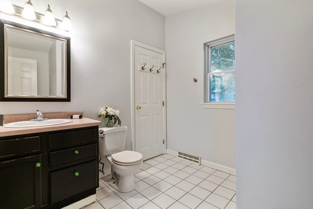 3 bed, 1 bath apartment for rent at 171 Lamartine St Unit 171, Jamaica Plain — photo 14 of 17