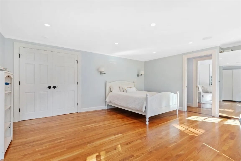 8+ bed, 4+ bath apartment for rent at 171 Marsh Unit 171, Belmont — photo 13 of 19