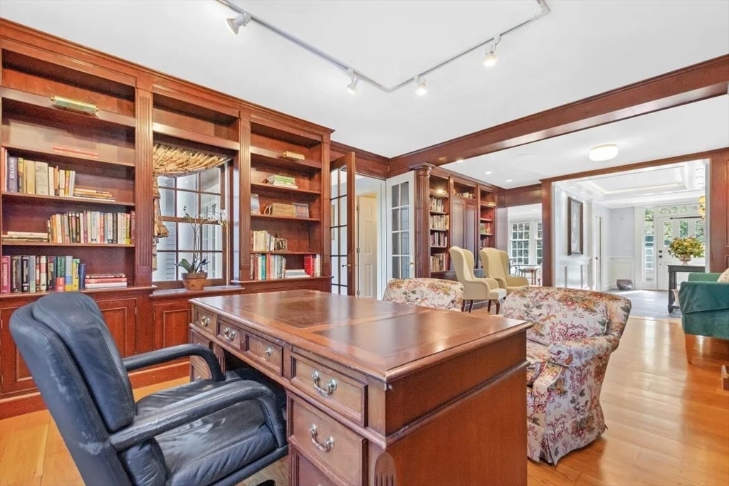 8+ bed, 4+ bath apartment for rent at 171 Marsh Unit 171, Belmont — photo 6 of 19
