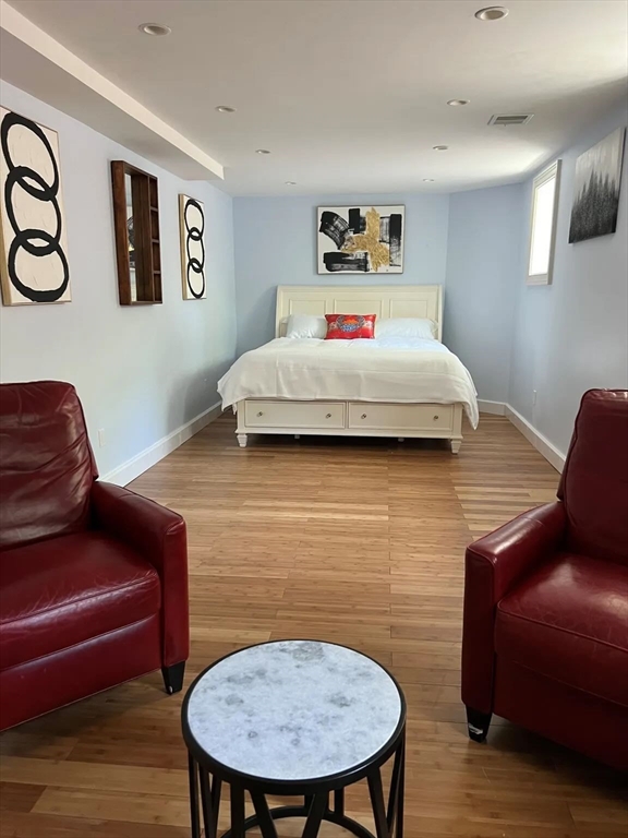 8+ bed, 4+ bath apartment for rent at 171 Marsh Unit 171, Belmont — photo 17 of 19