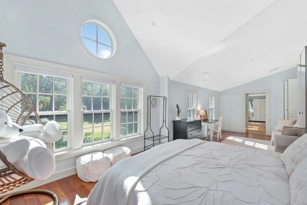 8+ bed, 4+ bath apartment for rent at 171 Marsh Unit 171, Belmont — photo 9 of 19