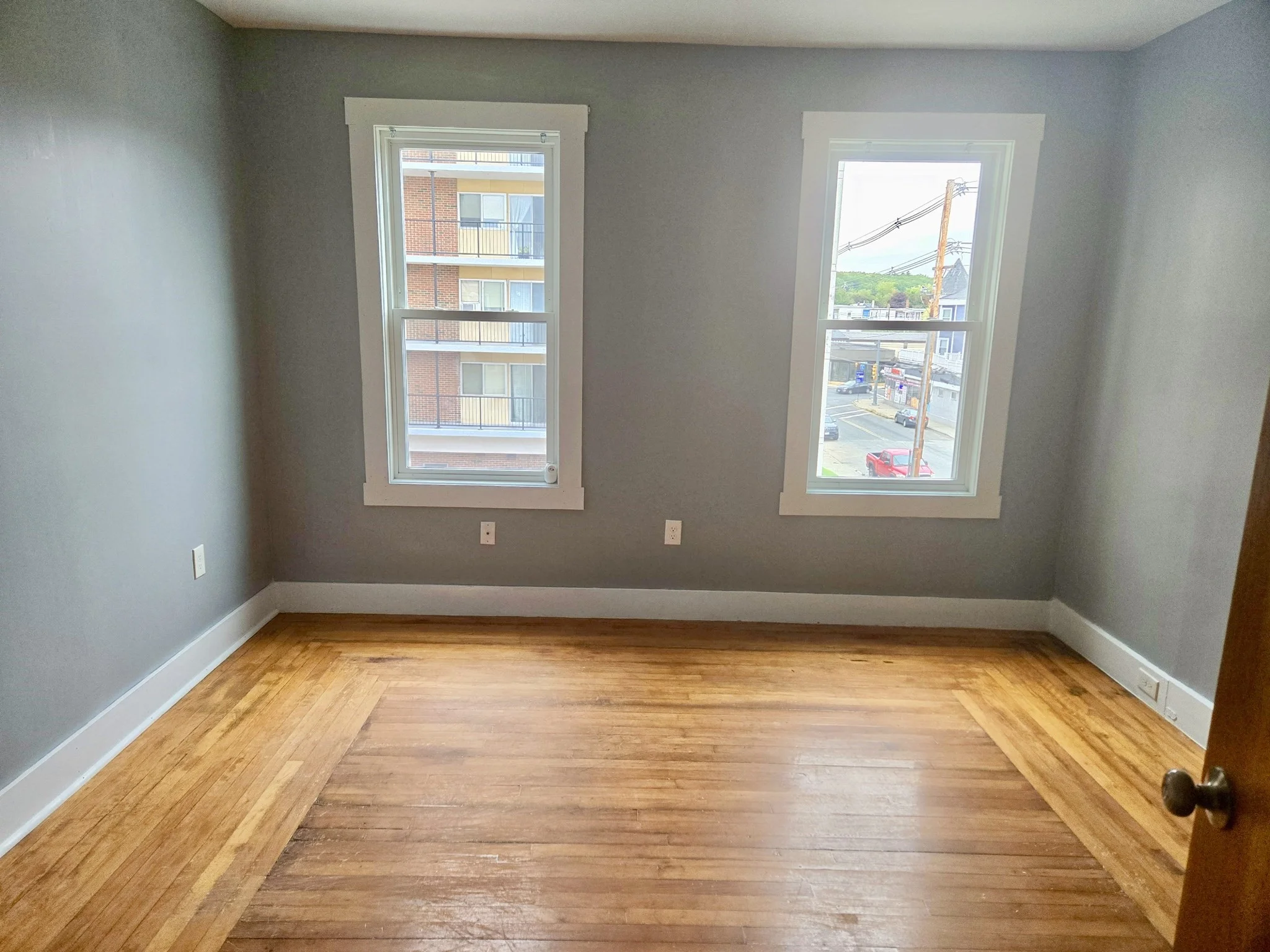 3 bed, 1 bath apartment for rent at 171 Mechanic St Unit 3F, Southbridge — photo 8 of 12