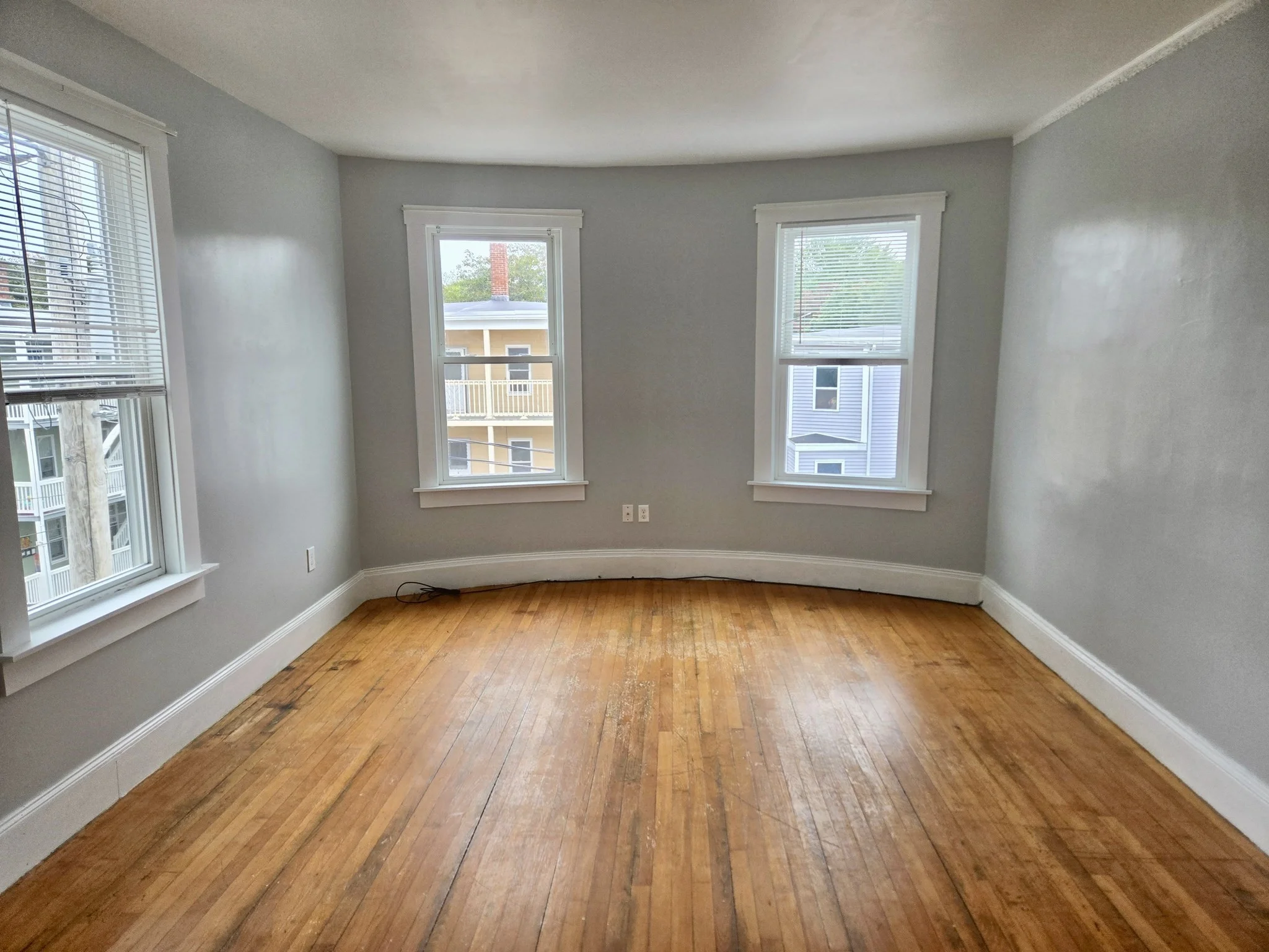 3 bed, 1 bath apartment for rent at 171 Mechanic St Unit 3F, Southbridge — photo 2 of 12