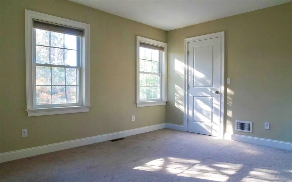 3 bed, 2 bath apartment for rent at 171 N Main St Unit 171, Natick — photo 15 of 19