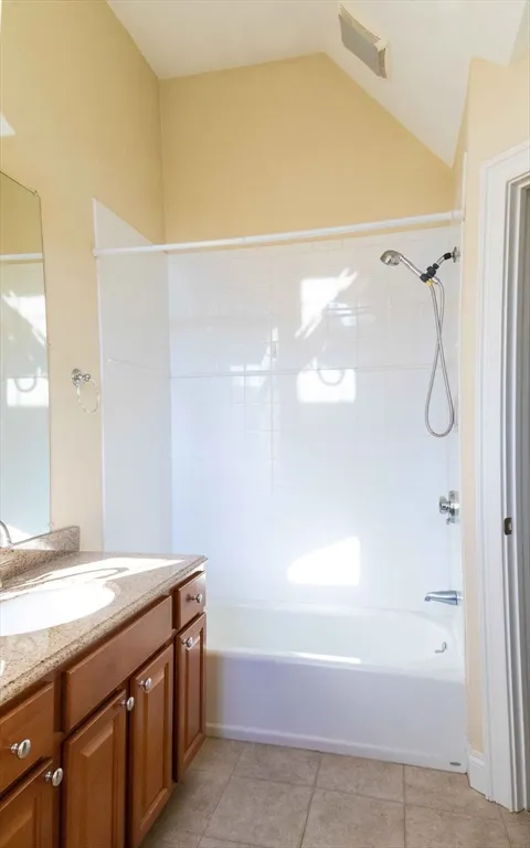 3 bed, 2 bath apartment for rent at 171 N Main St Unit 171, Natick — photo 17 of 19