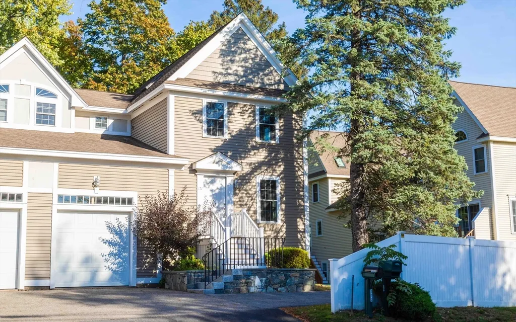 3 bed, 2 bath apartment for rent at 171 N Main St Unit 171, Natick — photo 1 of 19